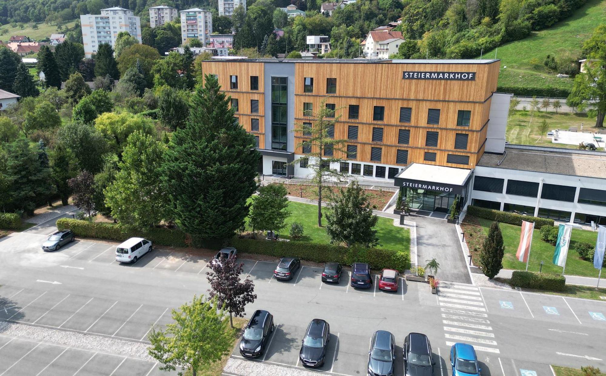 Hotel Steiermarkhof Graz - Aus Holz Gebaut, Von Huegeln Gekuesst المظهر الخارجي الصورة